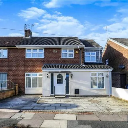 Buy this 3 bed house on HURST PARK DRIVE/LONGVIEW DRIVE in Homestead Close, Knowsley