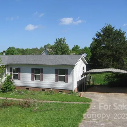 Buy this 3 bed house on 5002 Longbow Pointe in Gaston County, NC 28086