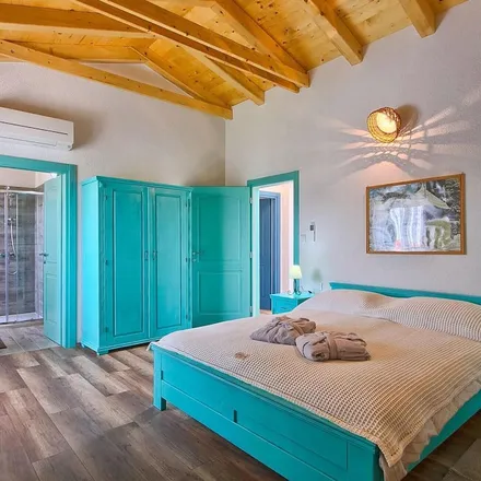 Rent this 4 bed duplex on Kanfanar in Jurja Dobrile, 52352 Kanfanar