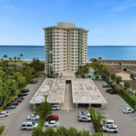 Image 2 - 5906 North Ocean Boulevard, Lauderdale-by-the-Sea, Broward County, FL 33308, USA - Condo for rent