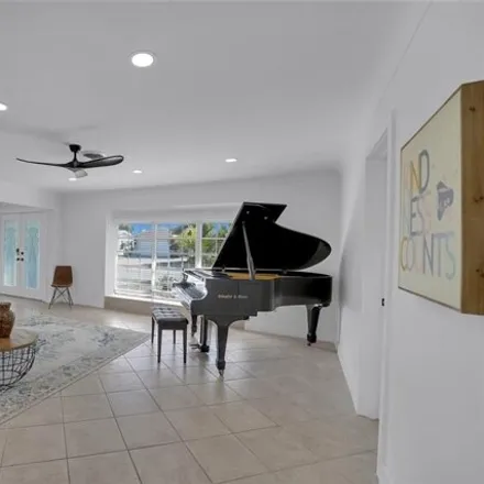Image 4 - 5993 Northeast 18th Terrace, Imperial Point, Fort Lauderdale, FL 33308, USA - House for sale