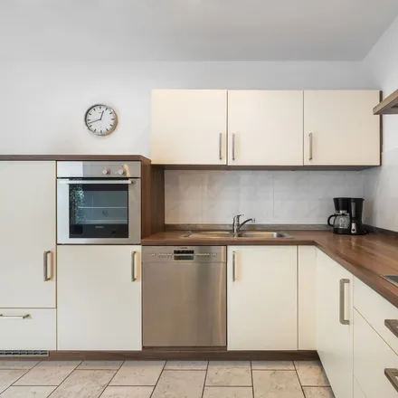 Rent this 2 bed apartment on Dohrer Straße 371 in 41238 Mönchengladbach, Germany
