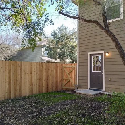 Image 8 - 7899 Kingsbury Wood, San Antonio, TX 78240, USA - House for rent