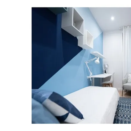 Rent this 5 bed room on Plaça de Catalunya in 14, 08001 Barcelona