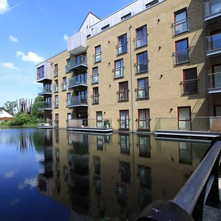 Rent this 2 bed apartment on Kings Mill Way in Denham, UB9 4BS