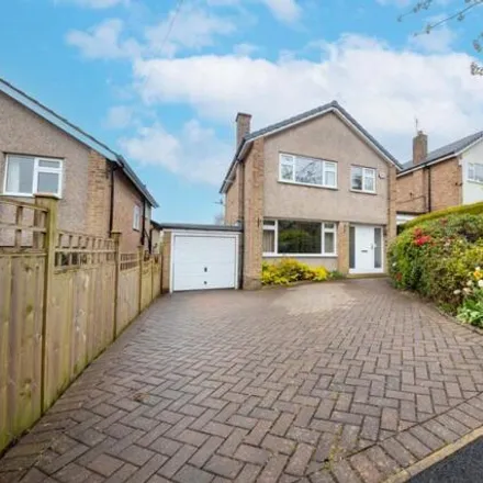 Buy this 3 bed house on Old Hay Close in Sheffield, S17 3GQ