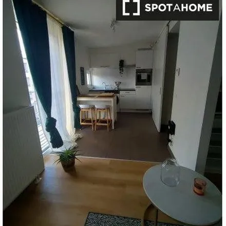 Rent this 1 bed apartment on Chaussée de Louvain - Leuvensesteenweg 710 in 1030 Schaerbeek - Schaarbeek, Belgium