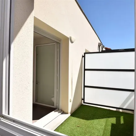 Rent this 2 bed apartment on 95 Route de Fronton in 31140 Aucamville, France