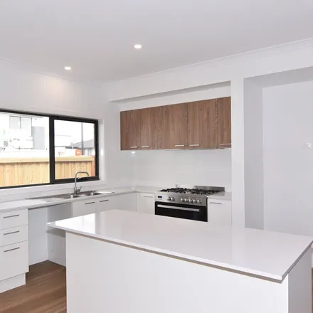 Rent this 4 bed apartment on Geoffreys Kitchen in 127 Pakington Street, Geelong West VIC 3218