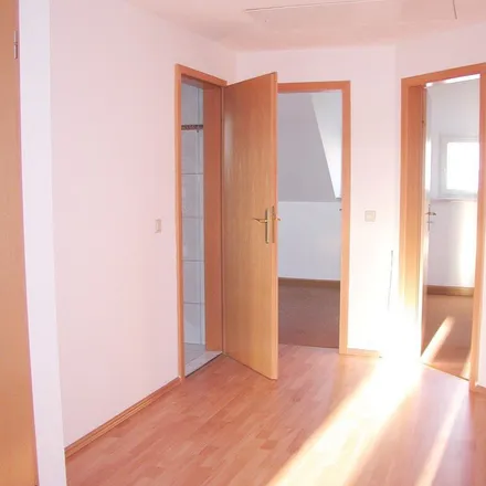 Rent this 4 bed apartment on Abteistraße 13 in 09353 Oberlungwitz, Germany
