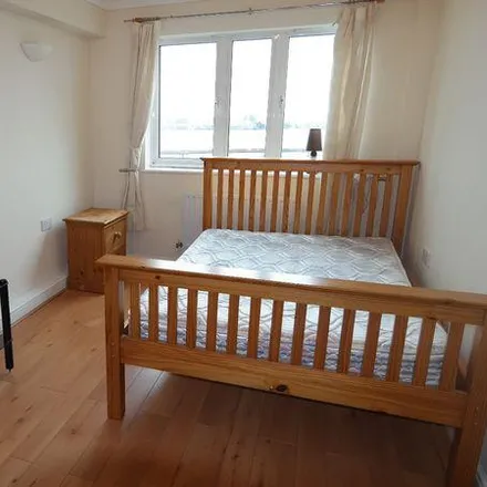 Image 7 - Fantail Close, London, SE28 8GJ, United Kingdom - Apartment for rent