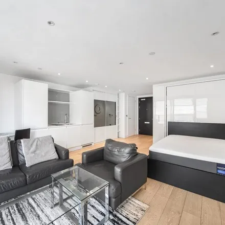 Image 7 - Kensington Apartments, Cityscape, 1 Pomell Way, Spitalfields, London, E1 6LW, United Kingdom - Apartment for rent