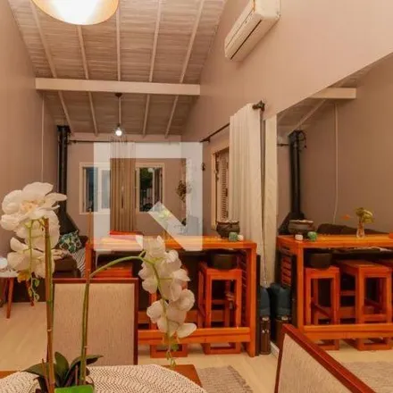 Buy this 2 bed house on Rua dos Andradas in Rio Branco, Novo Hamburgo - RS