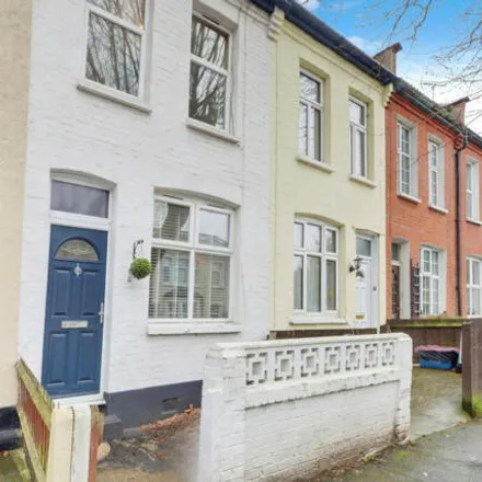 Buy this 2 bed townhouse on Avebury Road in Southend-on-Sea, SS0 7AE