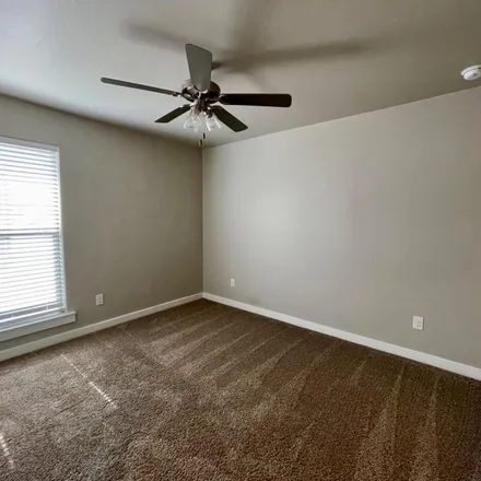 Rent this 3 bed apartment on 137th Street in Lubbock, TX 79423