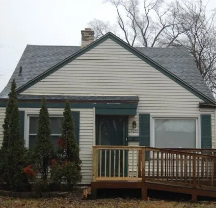 Rent this 3 bed house on 24210 Cloverlawn St in Oak Park, Michigan