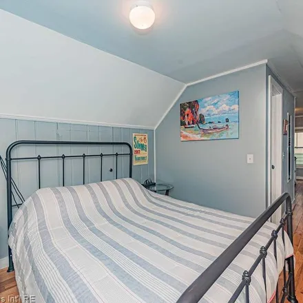 Rent this 3 bed apartment on 199 Tulip Tree Court in Ann Arbor, MI 48103