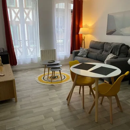 Rent this 1 bed apartment on 100 Rue de la République in 76000 Rouen, France