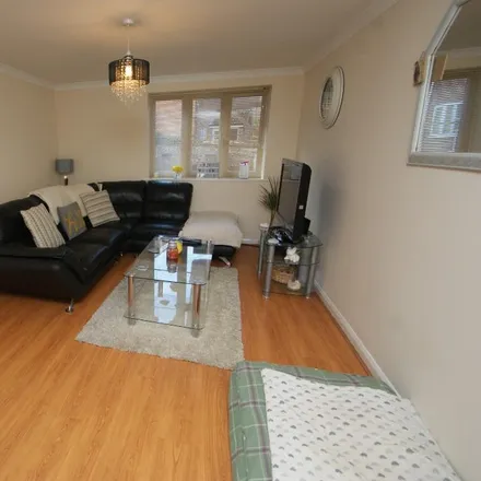 Image 2 - Station Approach, Ludgershall, SP11 9FH, United Kingdom - Apartment for rent
