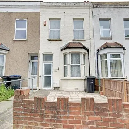 Buy this 2 bed townhouse on 125 Scotland Green Road in London, EN3 4RB