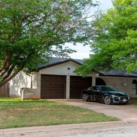 Image 2 - 3258 Primrose Drive, Abilene, TX 79606, USA - House for sale
