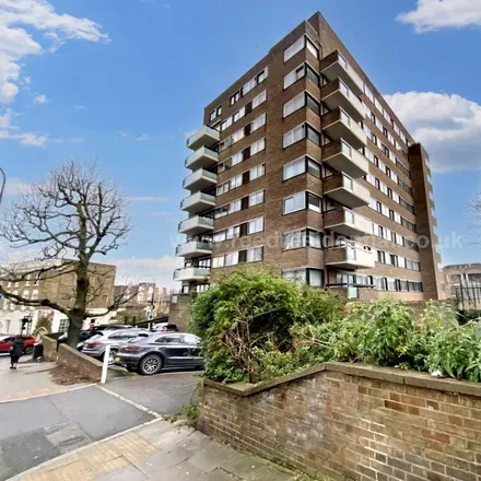 Rent this 3 bed townhouse on Southbury in 144 Loudoun Road, London