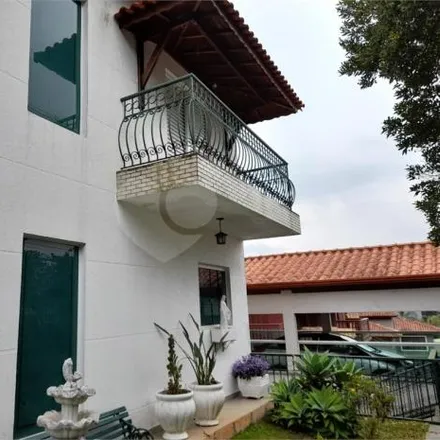 Buy this 5 bed house on Alameda das Gaivotas in Caraguatá, Mairiporã - SP