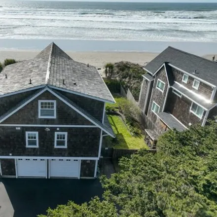 Buy this 4 bed house on #4 in West Siuslaw Street, Cannon Beach