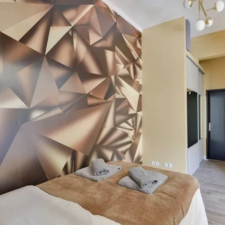 Rent this 3 bed apartment on Paris 15 in Rue Dombasle, 75015 Paris