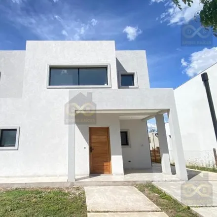 Buy this 3 bed house on Leandro Niceforo Alem in Partido del Pilar, 1635 Presidente Derqui