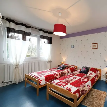 Rent this 5 bed house on Impasse du Grand Rain in 88400 Xonrupt-Longemer, France