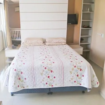 Rent this 4 bed apartment on Rua 904 in Centro, Balneário Camboriú - SC