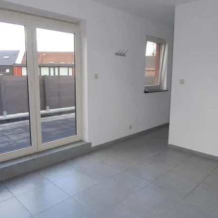 Rent this 3 bed apartment on Sint-Jozefstraat 29 in 9820 Merelbeke, Belgium