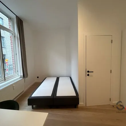 Rent this 1 bed apartment on Windmolenstraat 24 in 3000 Leuven, Belgium