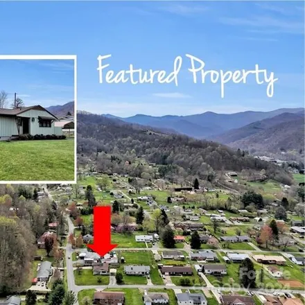 Buy this 2 bed house on 3 Grandview Circle in Haywood County, NC 28786