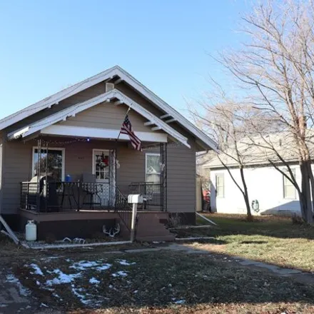 Image 2 - 449 Wisconsin Avenue Northwest, Huron, SD 57350, USA - House for sale