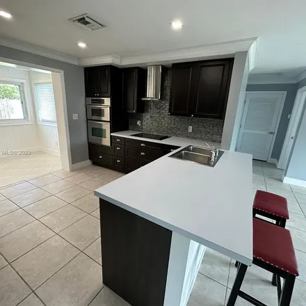 Image 5 - 2762 Southwest 47th Street, Avon Park, Dania Beach, FL 33312, USA - Apartment for rent