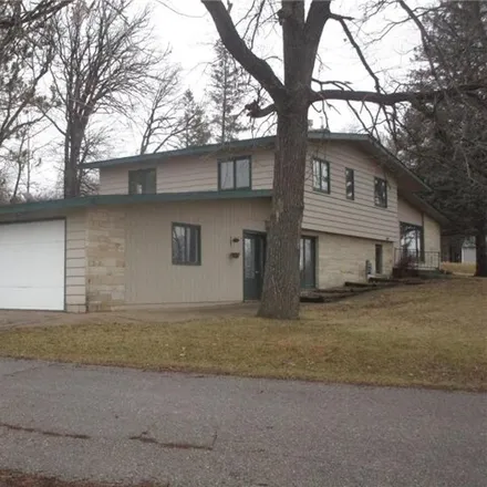 Image 2 - 344 Nelson Street, Eagle Bend, Todd County, MN 56446, USA - House for sale
