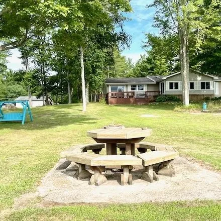 Image 7 - 3484 East Pinecrest Drive, Secord Township, MI 48624, USA - House for sale