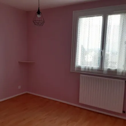 Rent this 3 bed apartment on 156 Avenue du Granier in 38530 Pontcharra, France