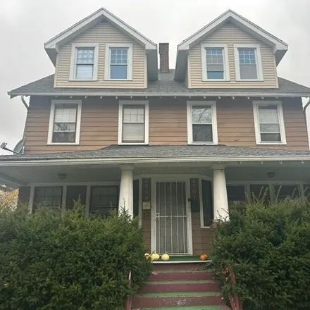 Rent this 5 bed house on 2861 Avondale Avenue in Cleveland Heights, OH 44118