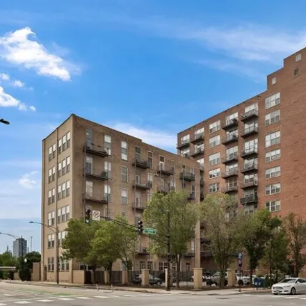 Buy this 1 bed condo on 521 South Jefferson Street in Chicago, IL 60607