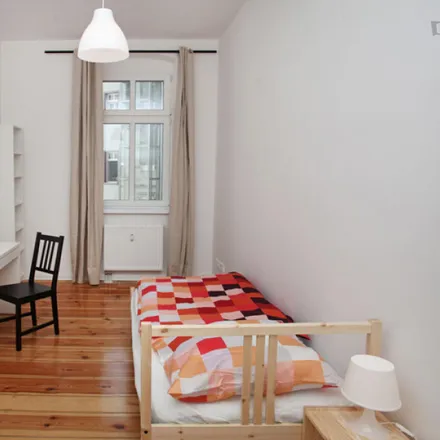 Rent this 4 bed room on Pizza Nostra in Revaler Straße 8, 10245 Berlin