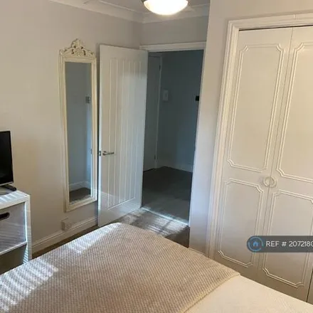 Image 7 - Earls Meade, Luton, LU2 7EY, United Kingdom - Apartment for rent