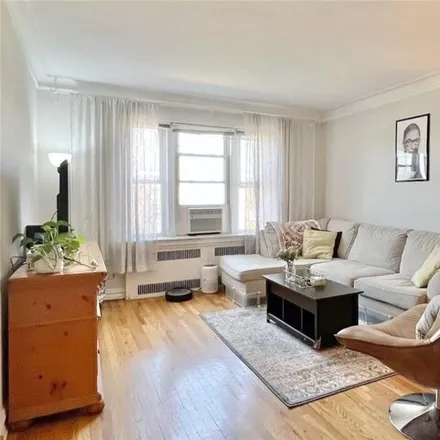 Rent this studio condo on 70 Strawberry Hill Avenue in Glenbrook, Stamford