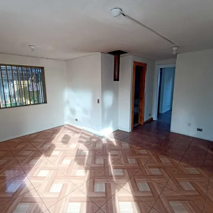Buy this 4 bed house on Pasaje Celia Leyton 02326 in 482 3435 Temuco, Chile
