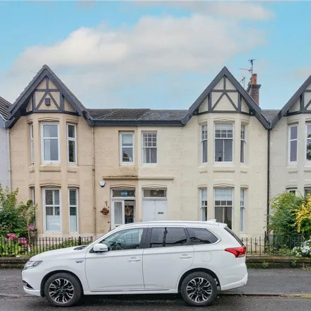 Rent this 3 bed townhouse on Earlbank Avenue in Scotstounhill, Glasgow