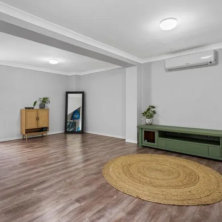 Rent this 3 bed apartment on 129 Wagensveldt Street in Slacks Creek QLD 4127, Australia