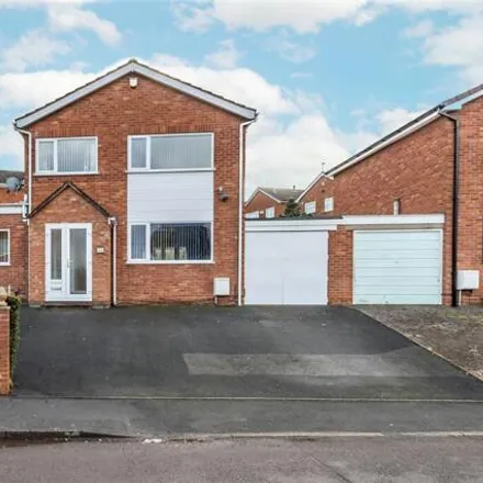 Buy this 3 bed house on Richmond Avenue in Oakengates, TF2 7EF