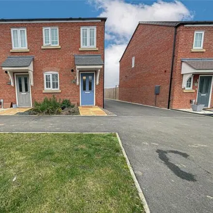 Buy this 2 bed duplex on Meadow Way in Leyfields, B79 0DY